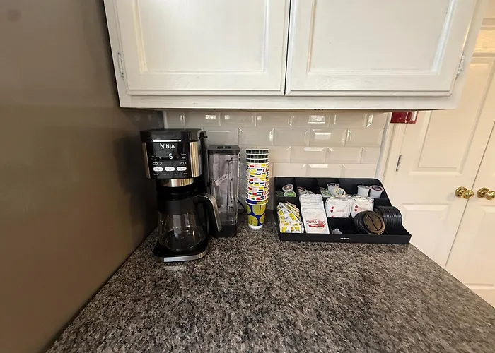 Emmanuel House Apartment