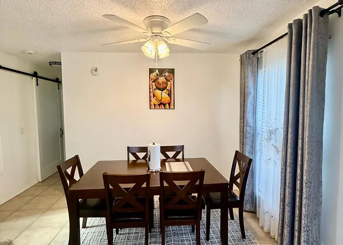 Emmanuel House Apartment