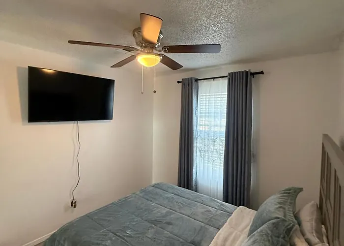 Apartment Emmanuel House Tulsa